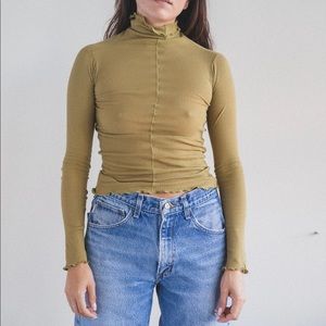 Baserange Pama Turtleneck - Galti Green - XS